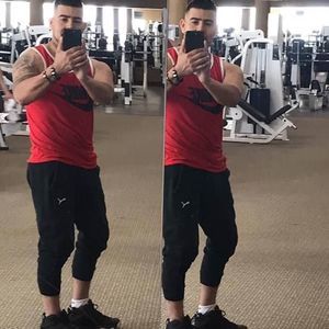 Meet your Posher, Sánchez